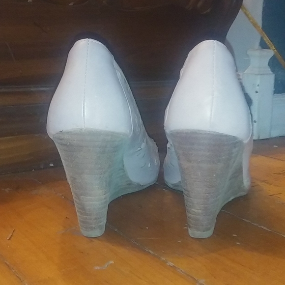 Wedged heels - Picture 3 of 7